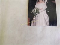 Size 12 Wedding Dress w/ peticoat