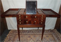 Antique Georgian Mahogany Poudreuse Dressing Table