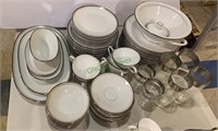 60 piece Rosenthal German China set, with eight