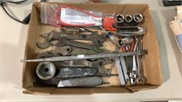 Tray lot of tools, including wrenches, sockets,