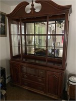China Cabinet With Mirror