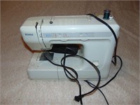 Kenmore Sewing Machine (tested)