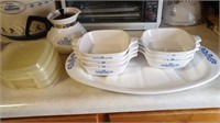 7 Corning 1 3/4 cup storage bowls with plastic