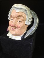 Royal Doulton Toby , The Lawyer, D6504, copr