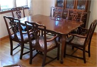 Pennsylvania house table with 6 Captain armchairs