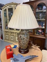 VINTAGE WONDERFUL ORIENTAL LAMP W/SHADE
