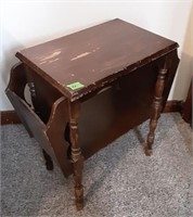 Small Chippy End Table