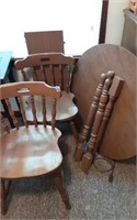 Vintage Round Table, extra leaf & (3) Chairs