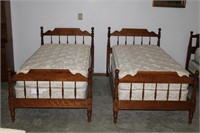 2 Ethan Allen Twin Beds