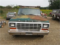 1979 Ford F250 ext. cab V8 AT TMU no key, as is