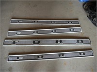 4 Ford tailgate inserts