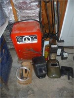Lincoln 180 welder w 7018 rods, helmets and