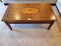 COFFEE TABLE WITH DRAWERS