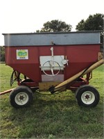 B.I.I. 220 Deluxe Gravity Wagon w/ Auger