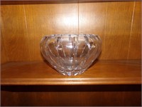 6" LEAD CRYSTAL BOWL (SMALL CHIP)