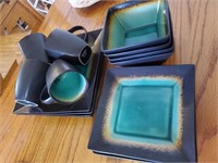 16pc Blue Square Dish Set, Better Homes & Garden