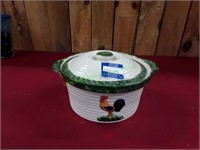 Rooster 2 Qt Pottery Serving Bowl w/ Lid