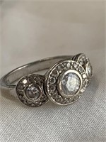 Sterling Silver Ring w/ White Stones Sz 6