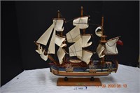 Vintage Wood Sailing Ship HMS Endeavor