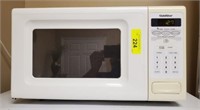 GOLD STAR WHITE MICROWAVE