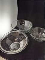 Vintage Pyrex Nesting Bowls