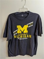 University Of Michigan XL T-Shirt