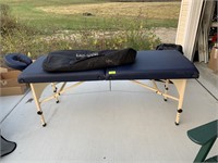 ONE TOUCH FOLDING MASSAGE TABLE