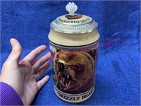 Endangered Species stein - Grizzly Bear