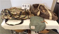 LARGE CAMO CAMPING BAG, FAMOUS TRAILS CAMPING BAG.