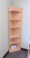 BLONDE OAK CORNER SHELF UNIT