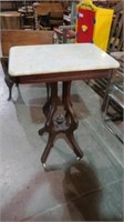 VICTORIAN WALNUT MARBLE TOP SIDE TABLE