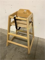 Wooden Restaurant Style High Chair