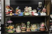Extra Large Lot of Snow Globes and Chrictmas Décor