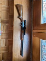 Remington 572 22lr pump w/ scope