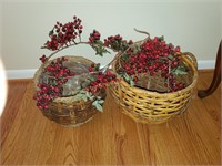 2 round baskets & red berry vine