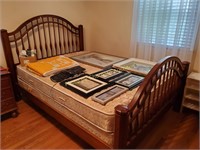 Full size arched head & footboard bed