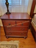 Ball footed 4-drawer small chest