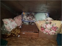 Lot of miscellaneous linens and upholstery