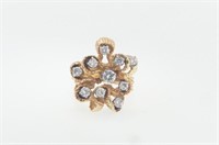14kt Gold Ring with 1.25ctw (10) Diamonds