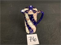 PAINTED PORCELAIN PITCHER AND LID