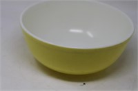 Yellow Pyrex bowl 10" diameter