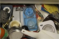 Drawer lot of misc kitchen accessories