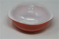 Pyrex colored bowl w/lid 9 in diameter
