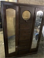 Armoire 36"x46"