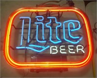 Neon Lite Beer Sign (21 x 17) Works!