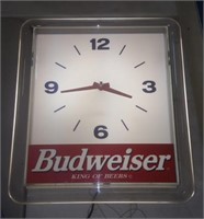 Budweiser Light + Clock (19 x 16) Both Work!