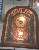 Schlitz Light + Clock (25 x 20) Works!