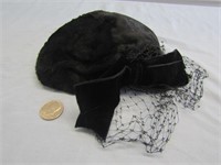 "Richard Original" Ladies Hat Size 22