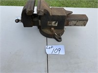 Large Table Vise