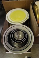 Large Lot of Kitchenware